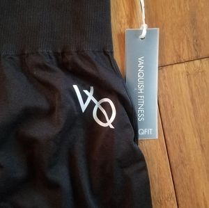 NWT black seamless leggings